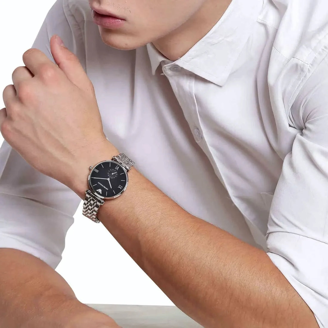 Emporio Armani Watches: Sophisticated Style for Business Leaders