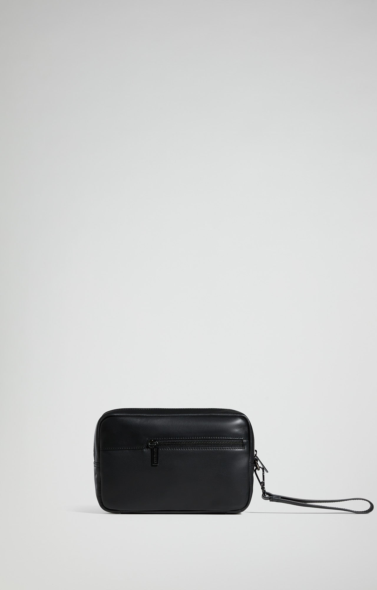 Bikkembergs Men's Harny leather pouch BKMA01188M - Shop Authentic CERCLUBAG(s) from Maybrands - for as low as ₦265500! 